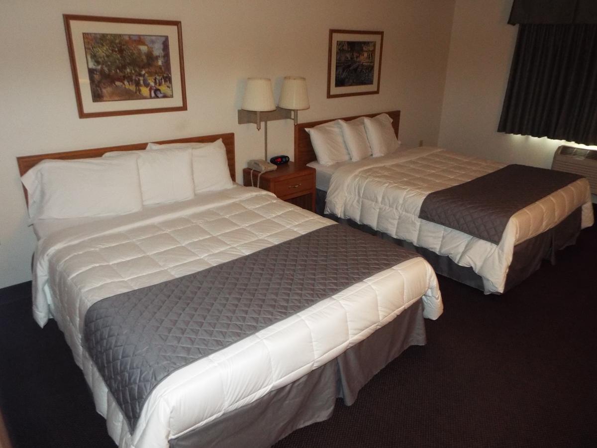 Fairbridge Inn & Suites Thorp Dış mekan fotoğraf