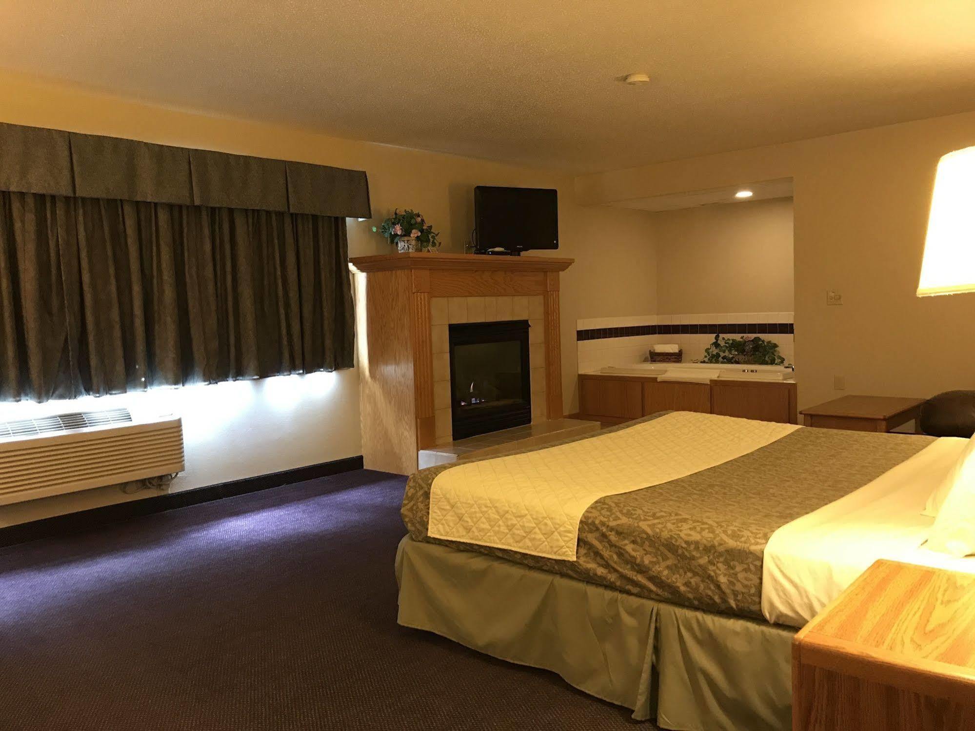 Fairbridge Inn & Suites Thorp Dış mekan fotoğraf